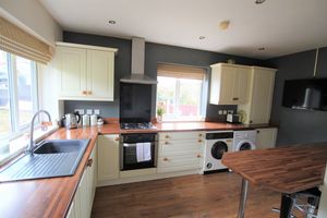 Kitchen- click for photo gallery